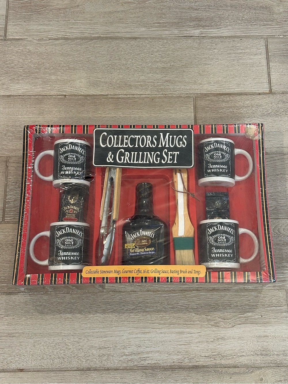 Jack Daniel’s Collectors Mugs & Grilling Set